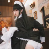 焖焖碳《女仆》主题写真：33张全套美图