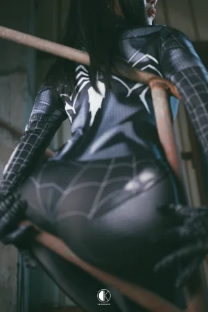 末夜《蜘蛛侠妹妹》主题写真：33张全套美图