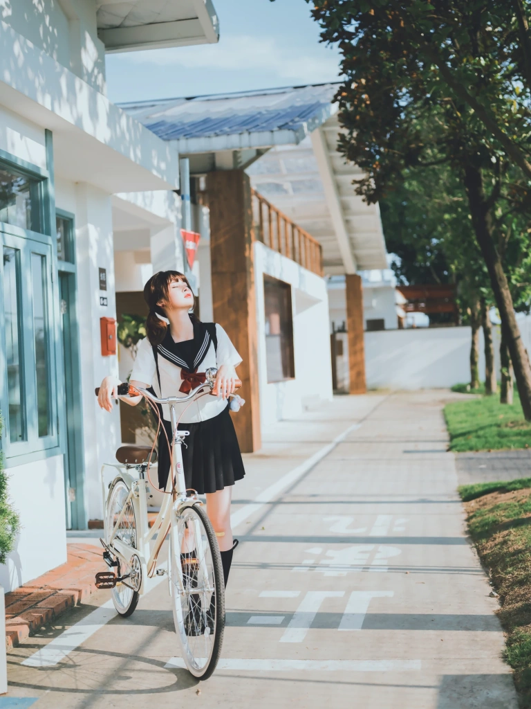 河豚抚子《那年喜欢的女孩 _ 其一》主题写真：34张全套美图