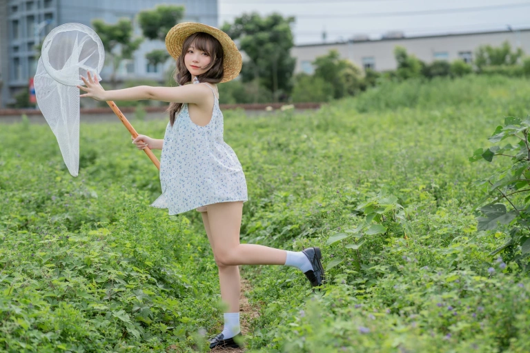 花铃《田野》主题写真：39张全套美图