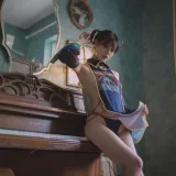 星黛鹿鹿《小僵尸》主题写真：53张全套美图
