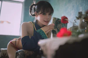星黛鹿鹿《小僵尸》主题写真：53张全套美图