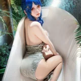 九柒喵《圣路易斯Luxury Handle》主题写真：10张全套美图
