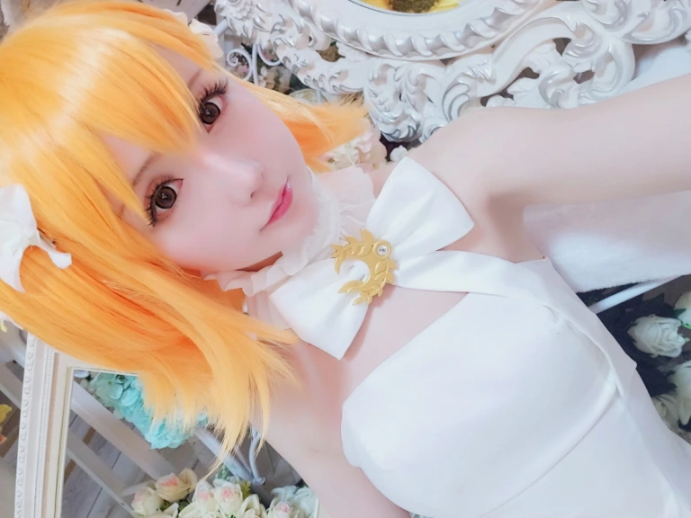 星之迟迟《VOL.5 恶女秘书包》主题写真：59张全套美图