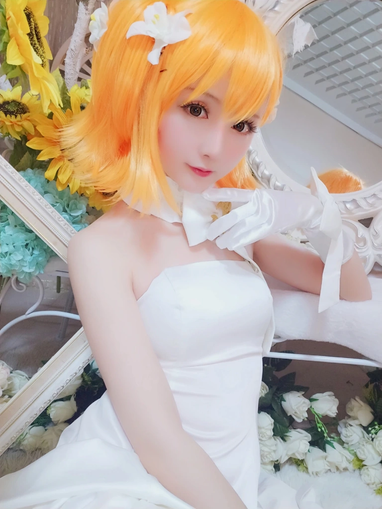 星之迟迟《VOL.5 恶女秘书包》主题写真：59张全套美图