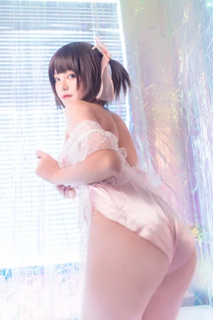 蜜汁猫裘《粉色私房》主题写真：14张全套美图