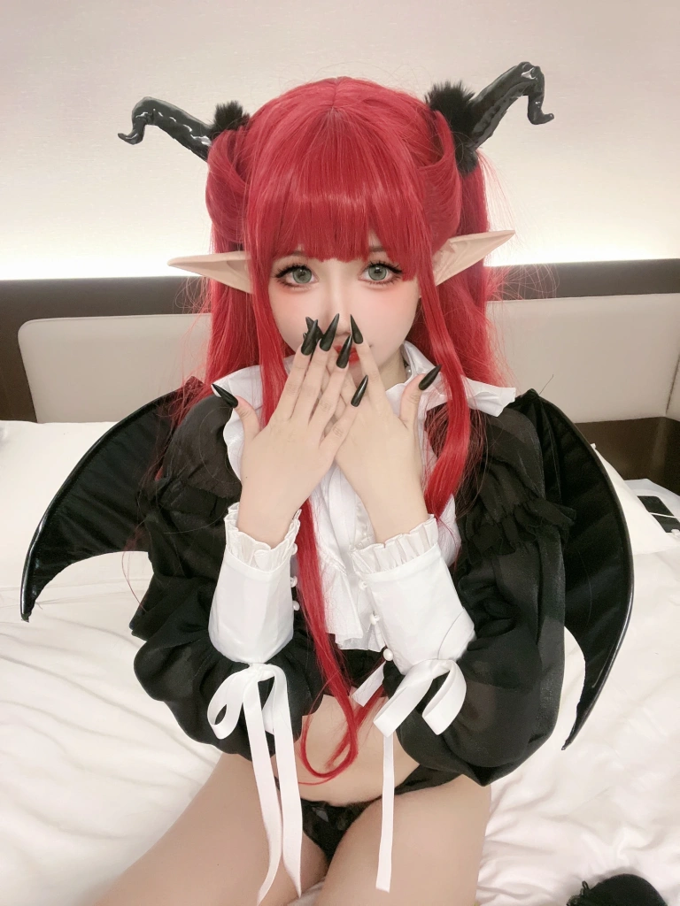仙女月《喜多川海梦魅魔》主题写真：15张全套美图