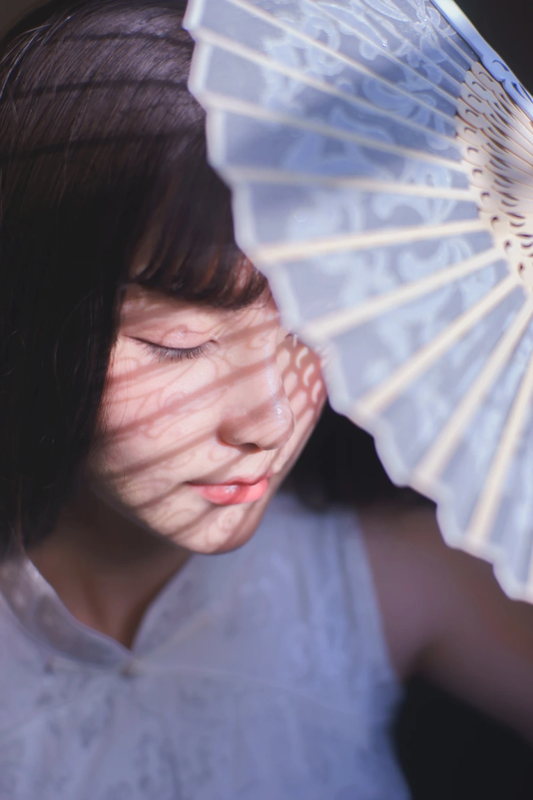 前羽《中華旗袍 チャイナドレス》主题写真：17张全套美图