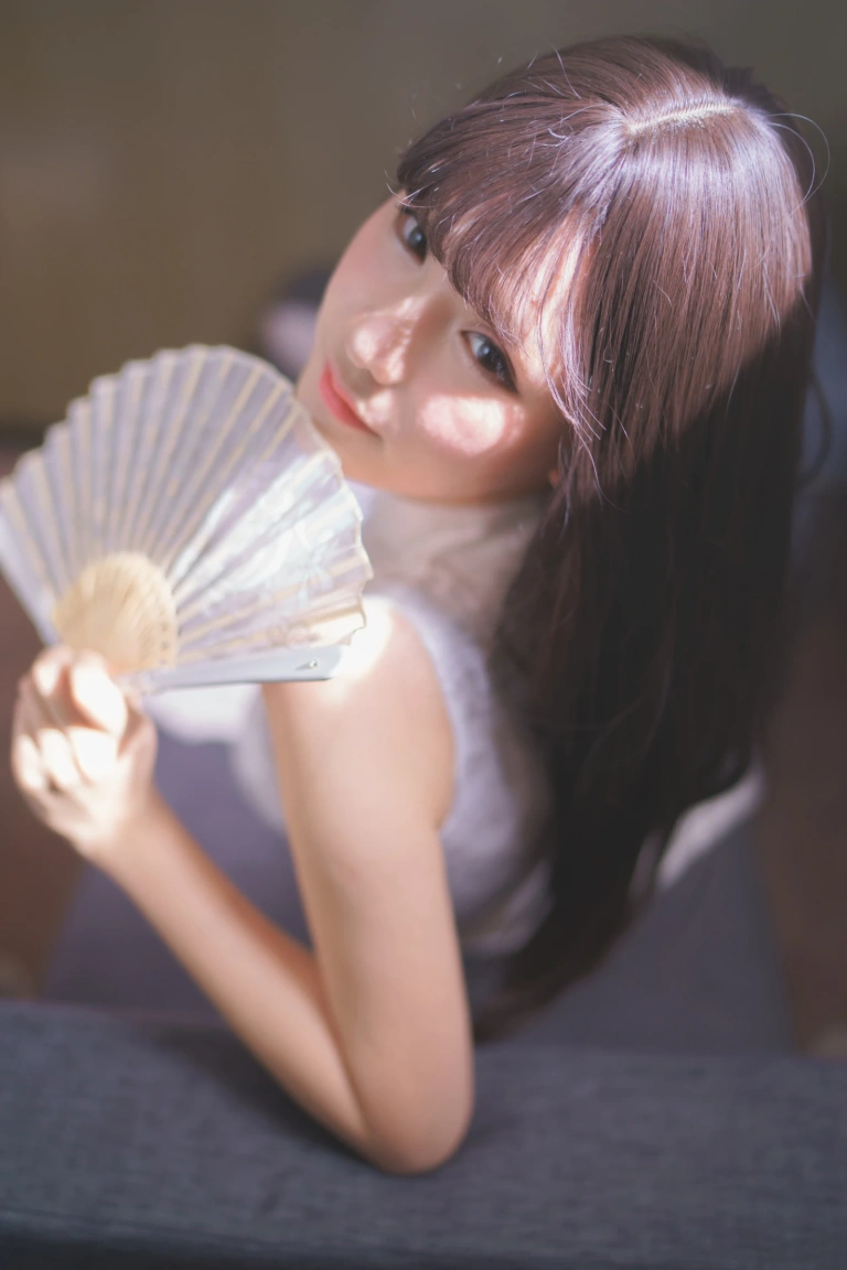 前羽《中華旗袍 チャイナドレス》主题写真：17张全套美图