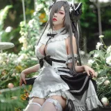 宮本桜《奥古斯特 女仆装》主题写真：20张全套美图