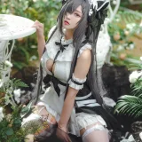 宮本桜《奥古斯特 女仆装》主题写真：20张全套美图