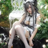 宮本桜《奥古斯特 女仆装》主题写真：20张全套美图
