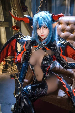 狐玖玖《雷根斯堡》主题写真：20张全套美图