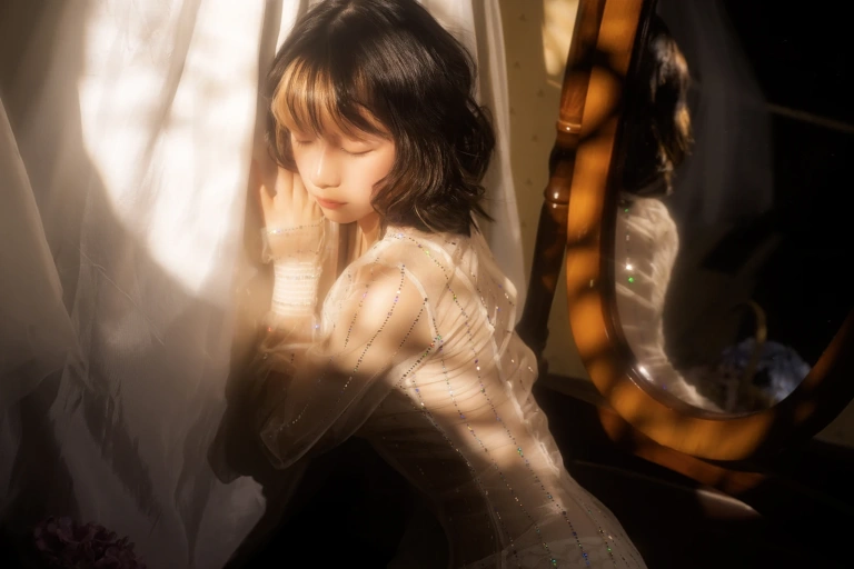 清青琴玖《夏夜晚风》主题写真：21张全套美图