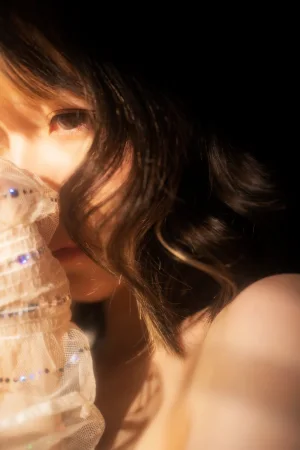清青琴玖《夏夜晚风》主题写真：21张全套美图