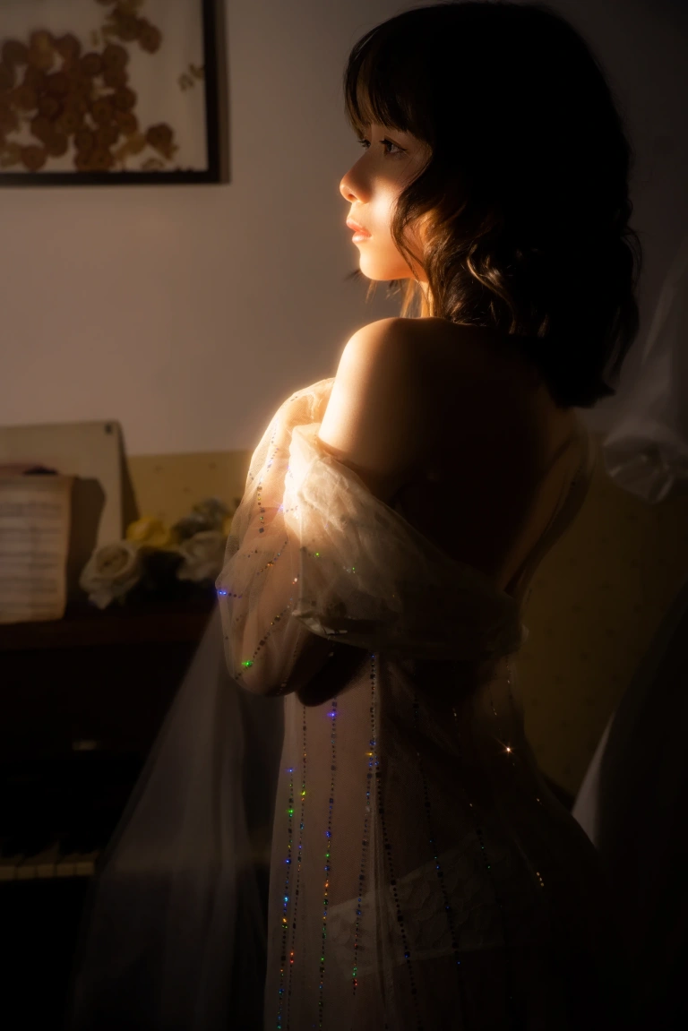 清青琴玖《夏夜晚风》主题写真：21张全套美图