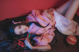桜桃喵《鬼灭之刃 灶门祢豆子》主题写真：21张全套美图