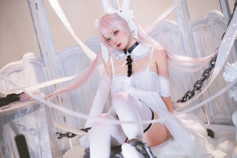 伊喵君《初音酱》主题写真：21张全套美图