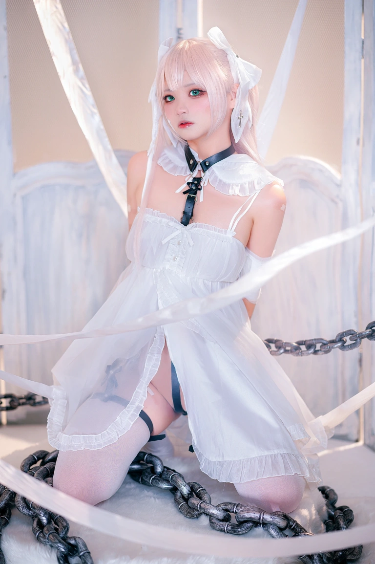伊喵君《初音酱》主题写真：21张全套美图