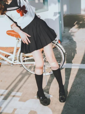 河豚抚子《那年喜欢的女孩 _ 其二》主题写真：25张全套美图
