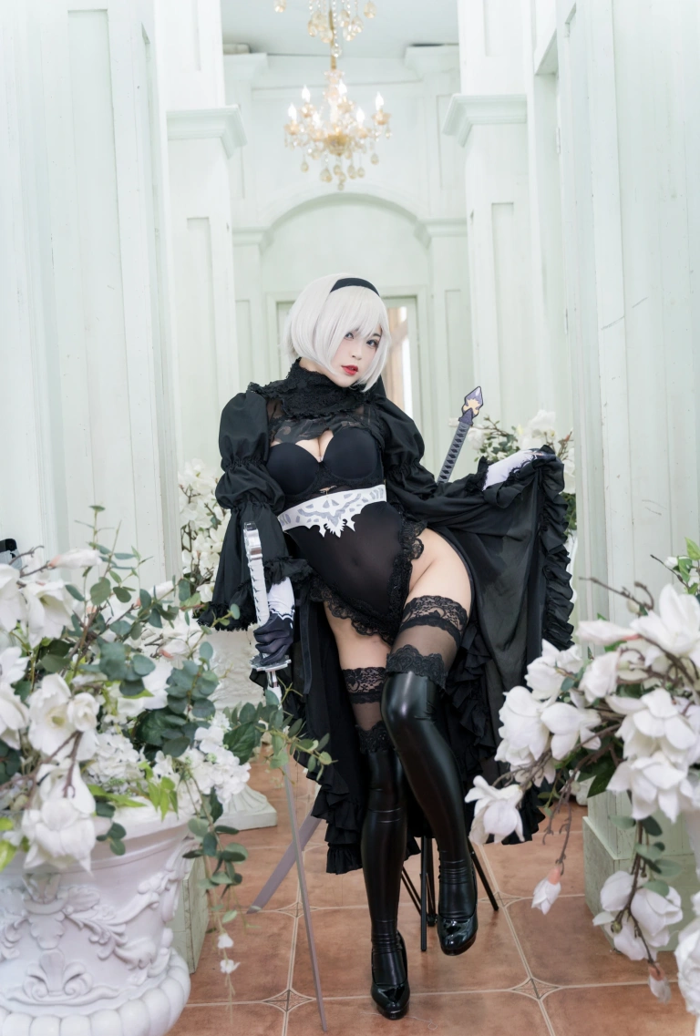 白烨《黑白2B》主题写真：131张全套美图