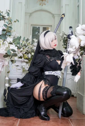 白烨《黑白2B》主题写真：131张全套美图