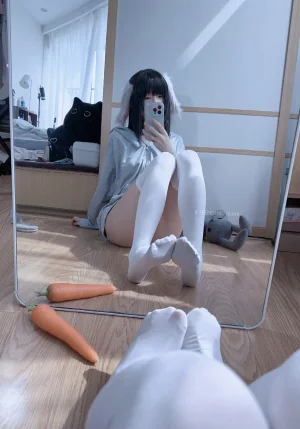 千澄《垂耳兔》主题写真：31张全套美图