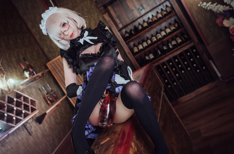 西园寺南歌《玛修女仆》主题写真：35张全套美图