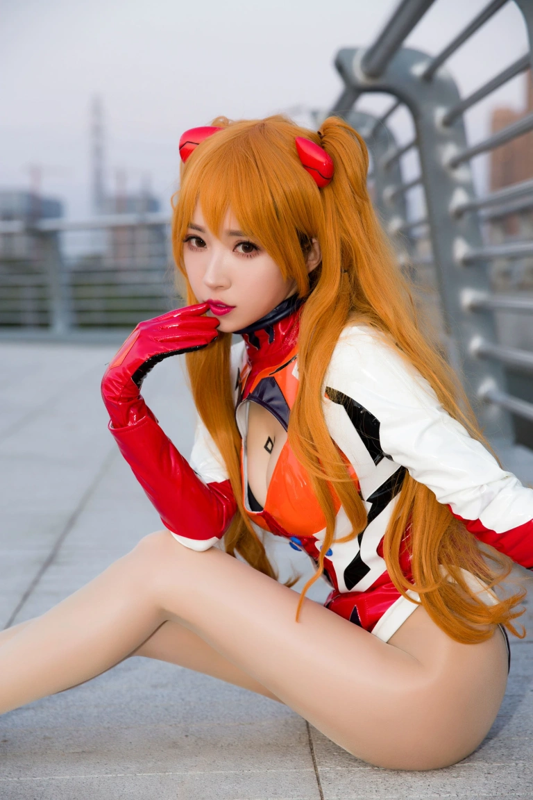 小女巫露娜《明日香油亮款》主题写真：36张全套美图