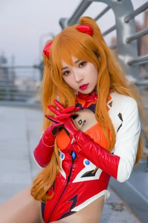 小女巫露娜《明日香油亮款》主题写真：36张全套美图
