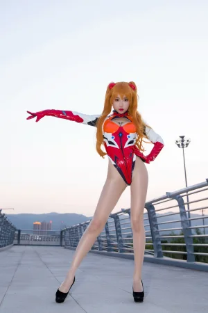 小女巫露娜《明日香油亮款》主题写真：36张全套美图
