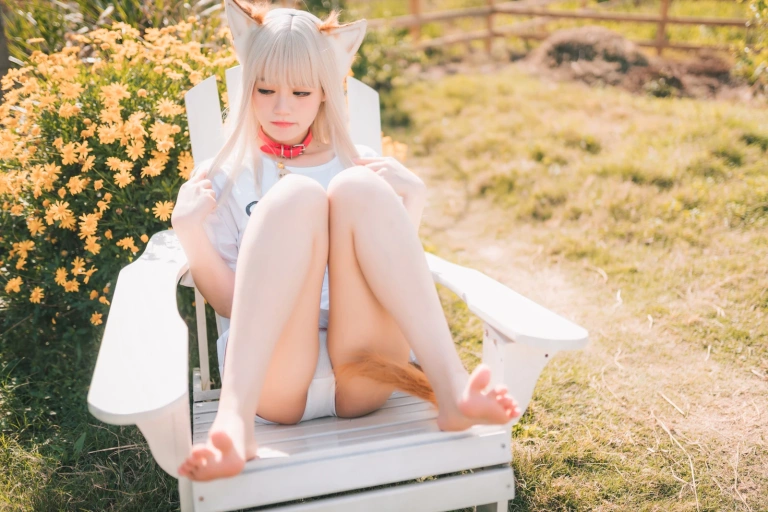 星黛鹿鹿《黄豆粉》主题写真：43张全套美图