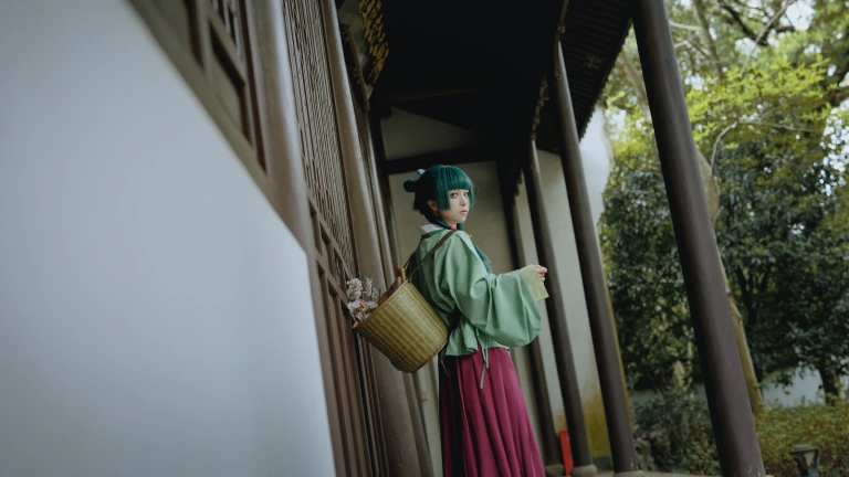 矢量鱼《药屋少女的呢喃 猫猫》主题写真：52张全套美图