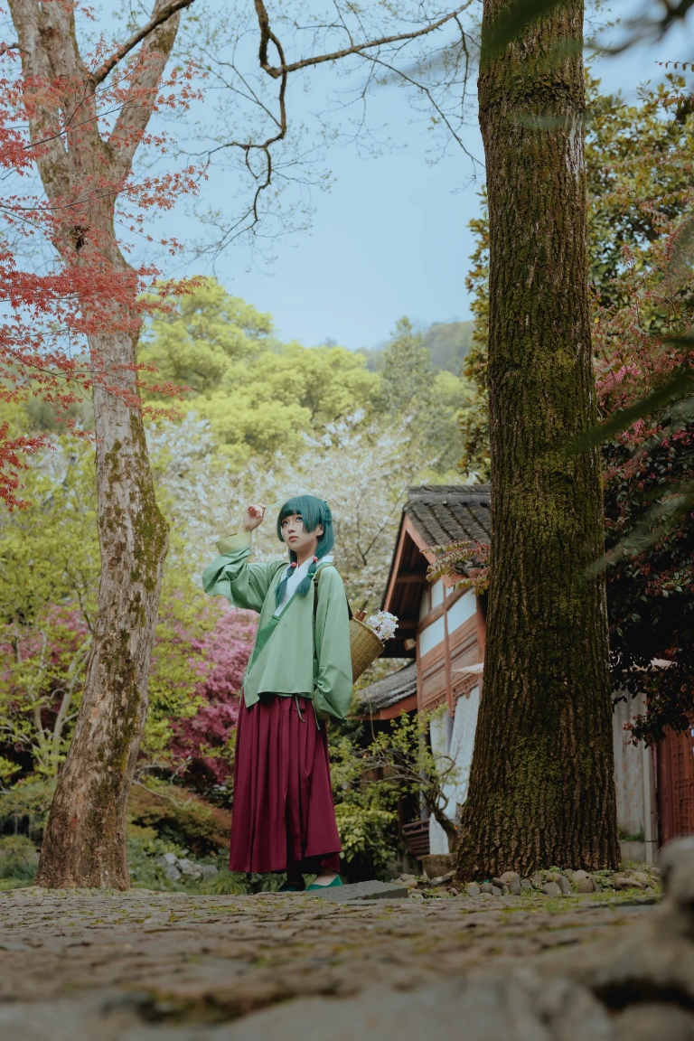 矢量鱼《药屋少女的呢喃 猫猫》主题写真：52张全套美图