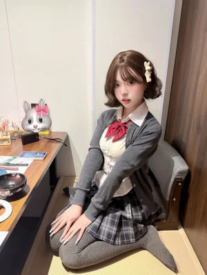 真宝《小食记》主题写真：62张全套美图，含2个视频