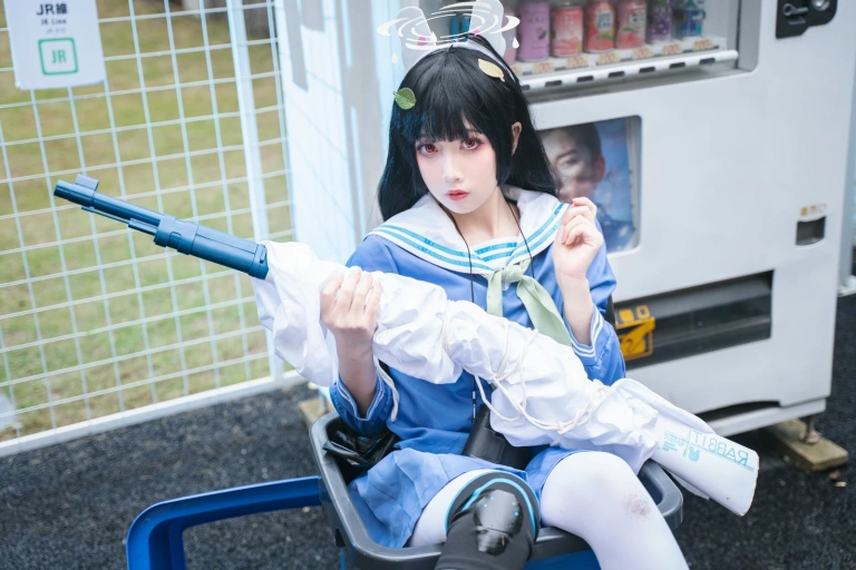 小和甜酒《霞沢美游》主题写真：82张全套美图