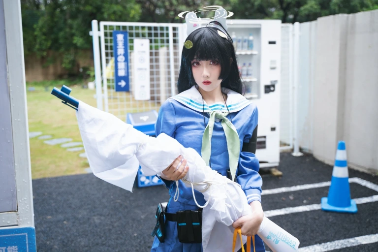 小和甜酒《霞沢美游》主题写真：82张全套美图