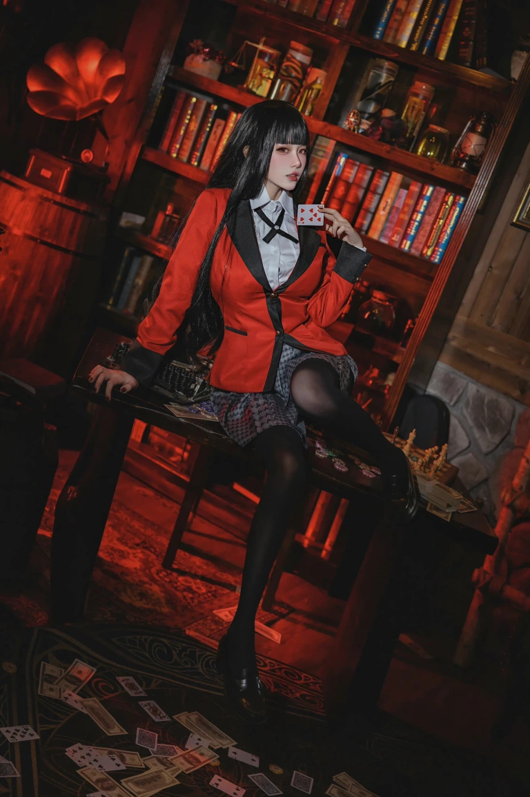 凛子酱《蛇喰梦子》主题写真：9张全套美图
