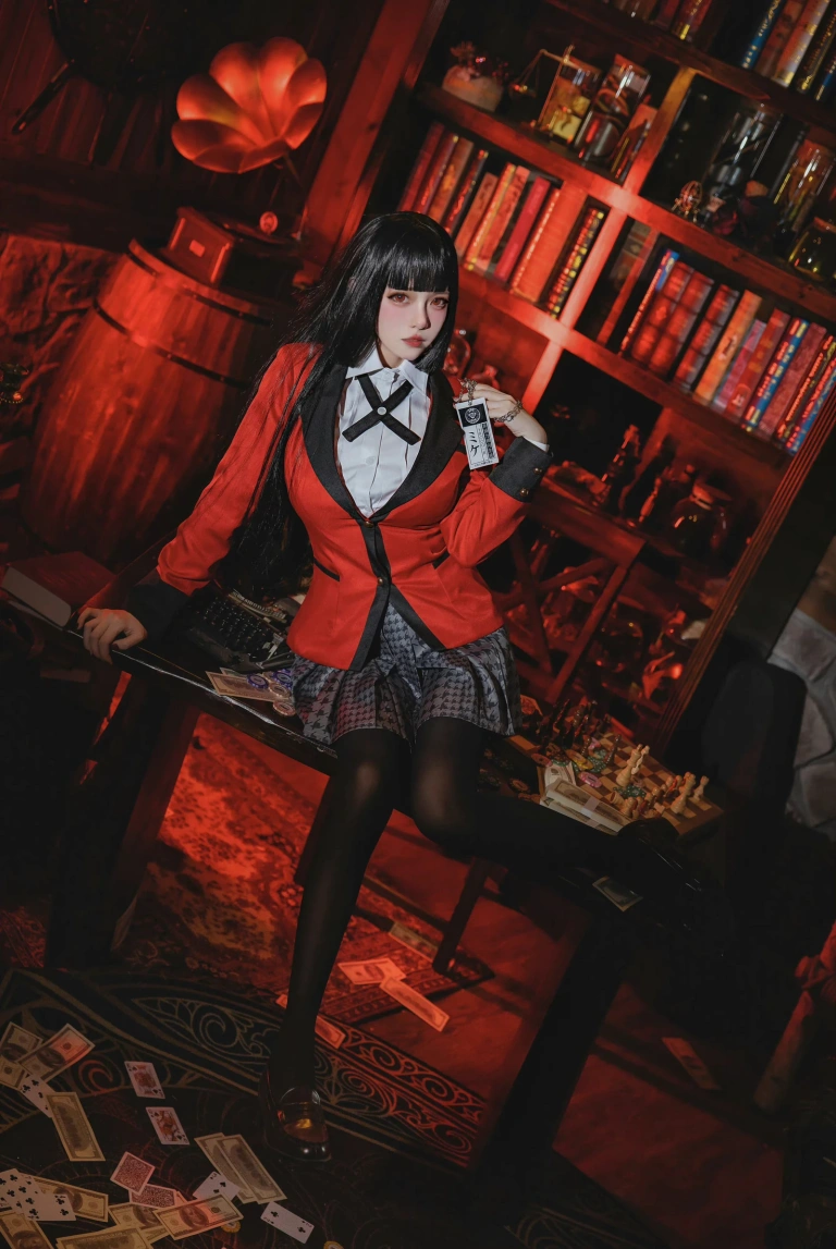 凛子酱《蛇喰梦子》主题写真：9张全套美图