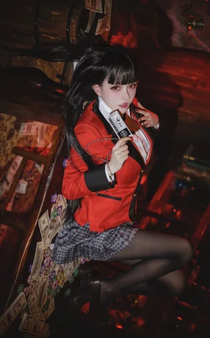 凛子酱《蛇喰梦子》主题写真：9张全套美图