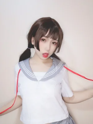 芋圆侑子《白丝jk》主题写真：72张全套美图，含8个视频