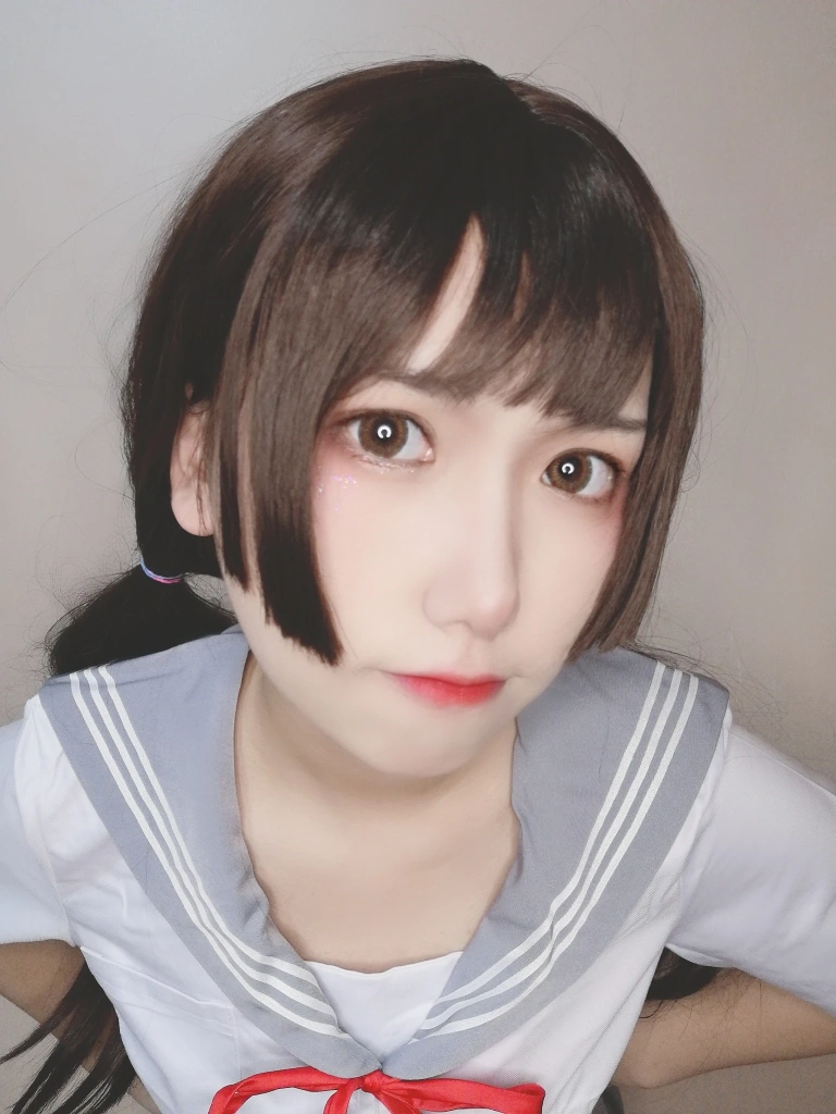 芋圆侑子《白丝jk》主题写真：72张全套美图，含8个视频