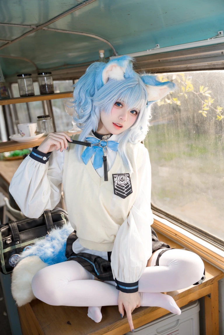 九柒喵《pa15超高校级心跳物语》主题写真：44张全套美图