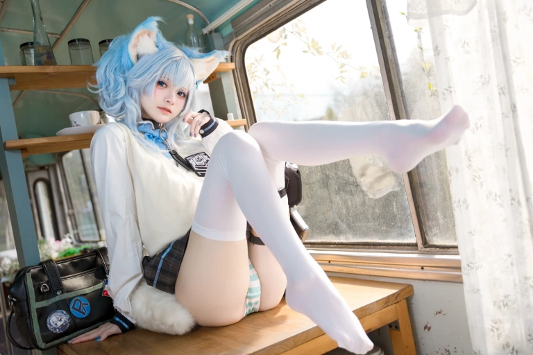 九柒喵《pa15超高校级心跳物语》主题写真：44张全套美图