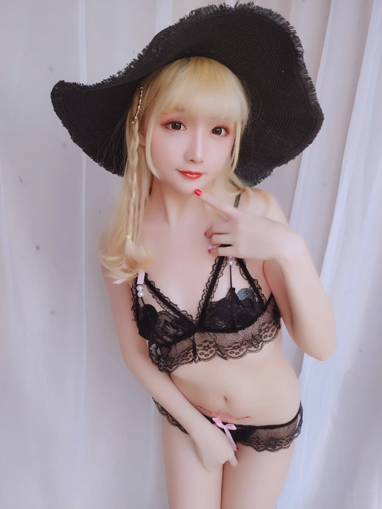 星之迟迟《VOL.6 假日快乐包》主题写真：63张全套美图