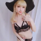 星之迟迟《VOL.6 假日快乐包》主题写真：63张全套美图