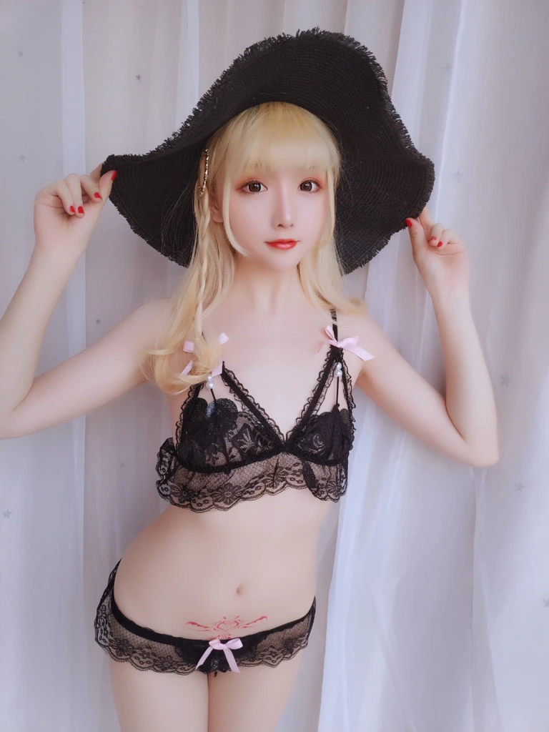 星之迟迟《VOL.6 假日快乐包》主题写真：63张全套美图