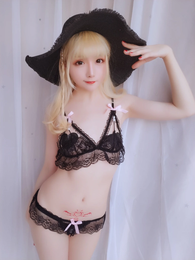 星之迟迟《VOL.6 假日快乐包》主题写真：63张全套美图