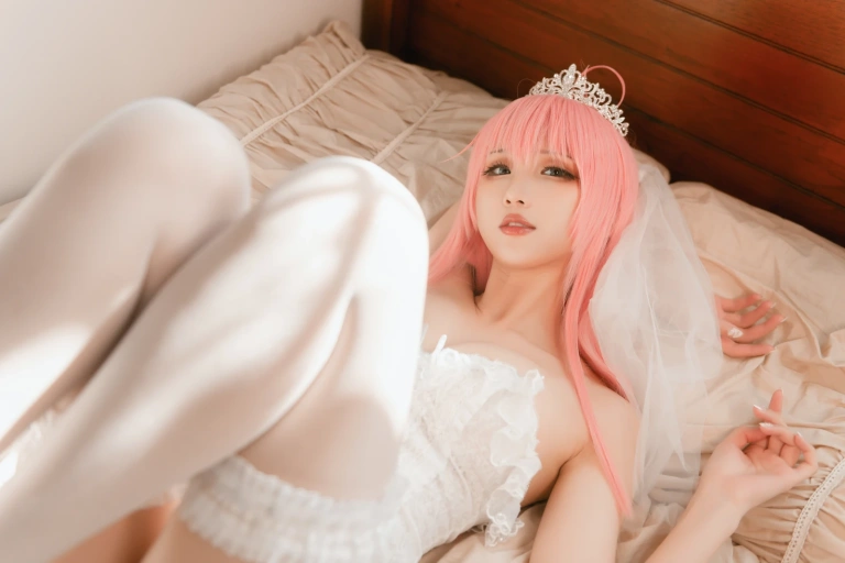瓦斯塔亚小龙虾《花嫁》主题写真：16张全套美图