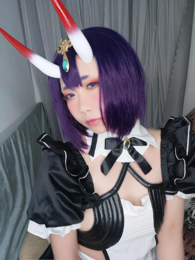 贞子蜜桃《酒吞童子 女仆》主题写真：20张全套美图